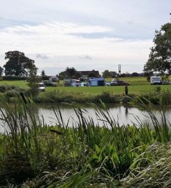 Trippenkennett Farm – Campsite, Fishing and Holiday Cottage