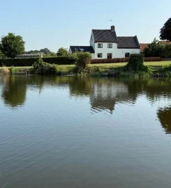 Field Farm Fisheries and Campsite